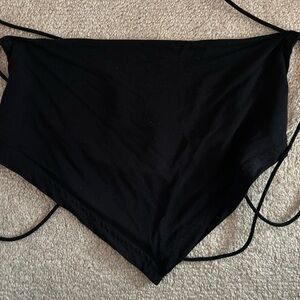 xs black backless top